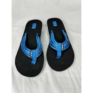 Teva sandles woman’s size 7